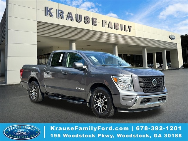 2022 Nissan Titan