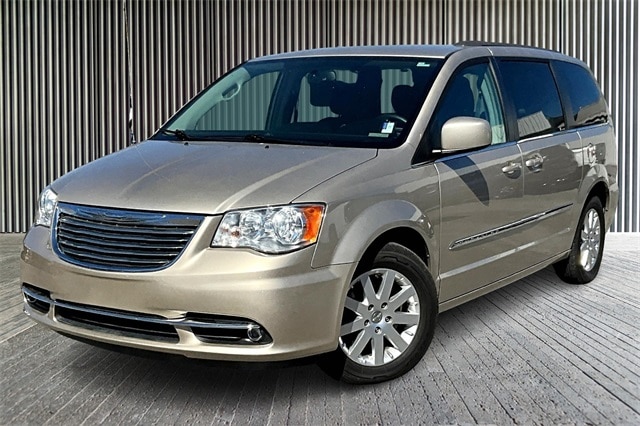 2015 Chrysler Town & Country