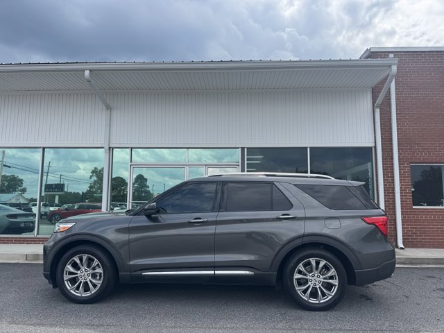2020 Ford Explorer