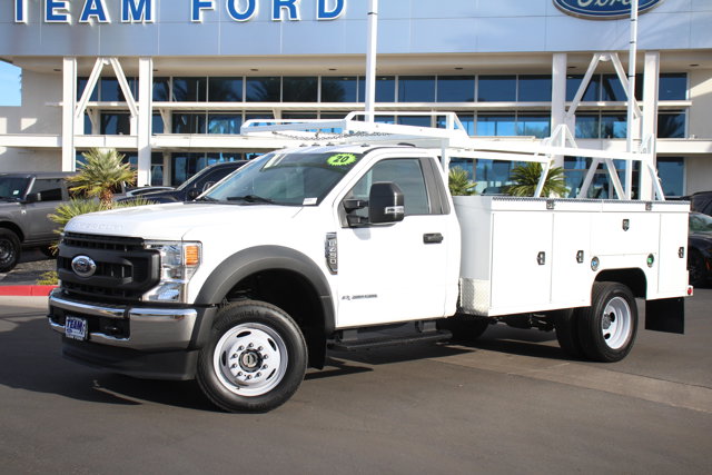 2020 Ford F-450 Super Duty Chassis Cab XL's photo