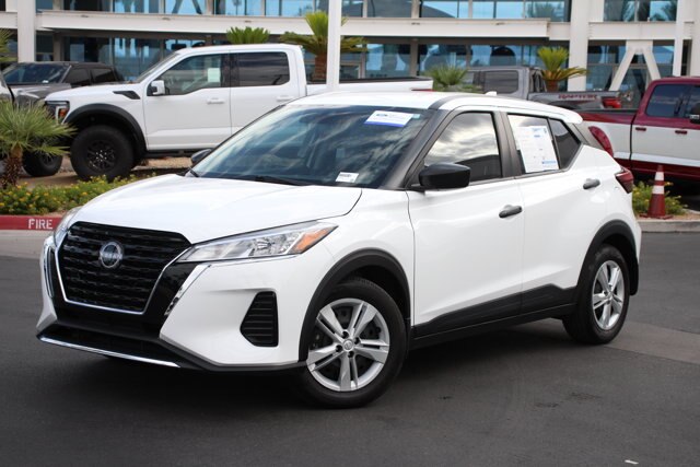 2022 Nissan Kicks S
