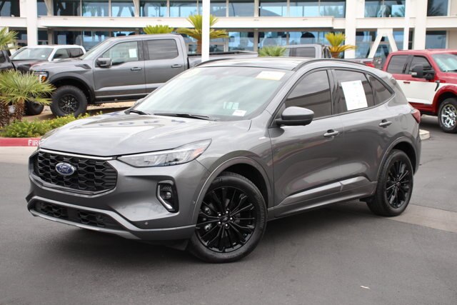2023 Ford Escape ST-Line Elite