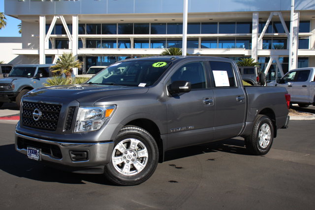 2019 Nissan Titan SV