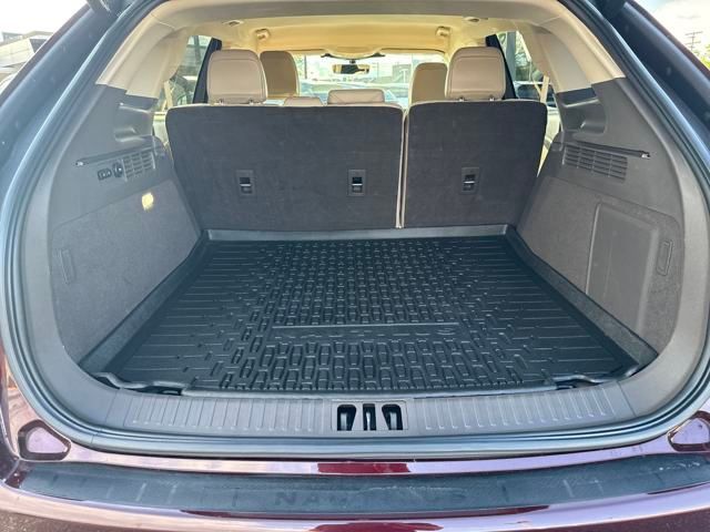 Vehicle Image 26