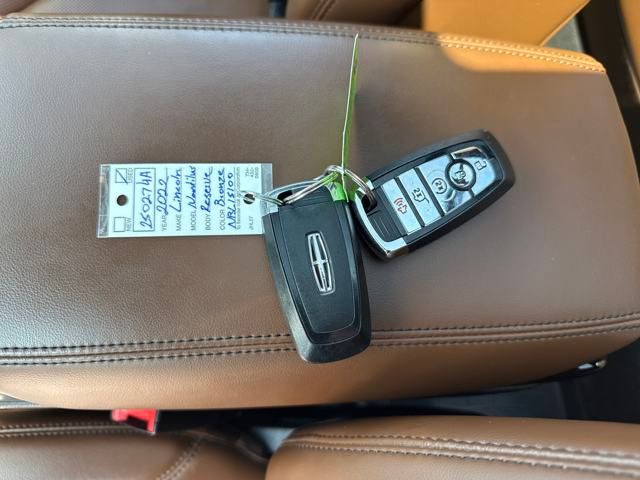 Vehicle Image 34