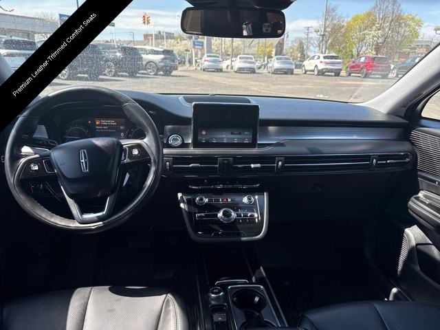 Vehicle Image 17