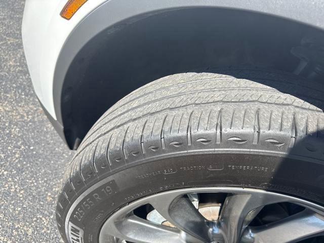Vehicle Image 33