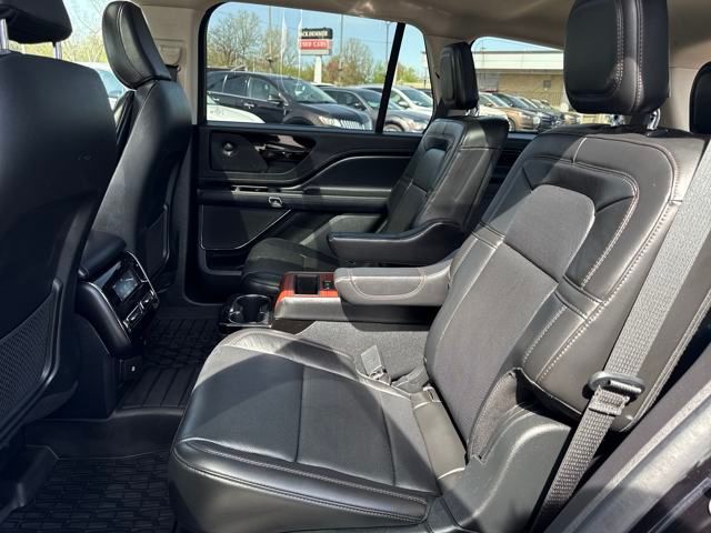 Vehicle Image 31
