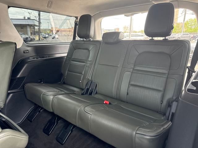 Vehicle Image 38