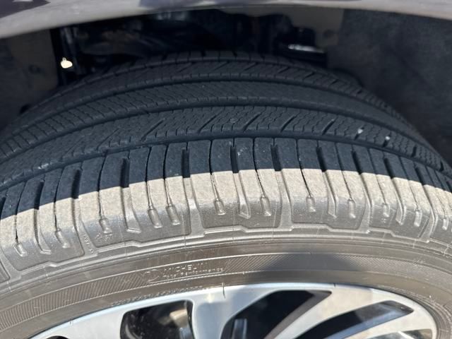 Vehicle Image 36