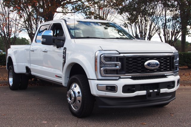 2025 Ford Super Duty F-450 Drw