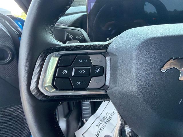 Certified Used 2025 Grabber Blue Ford  image 17