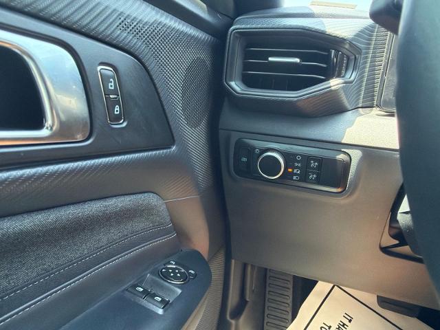Certified Used 2025 Grabber Blue Ford  image 23