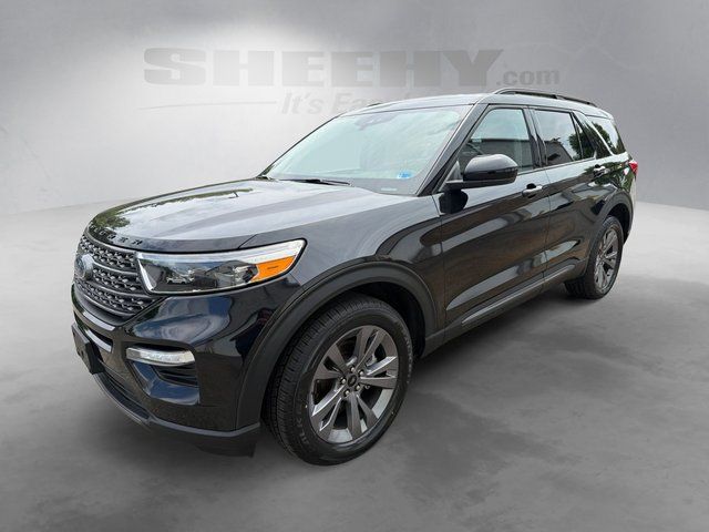 Certified Used 2022 Black Metallic Ford  image 15