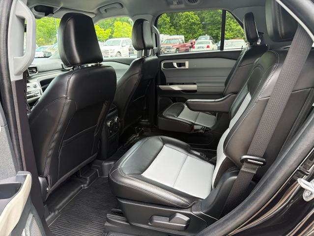 Certified Used 2022 Black Metallic Ford  image 6
