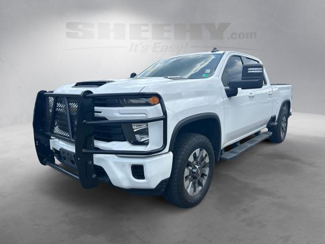Used 2025 Summit White Chevrolet  image 16