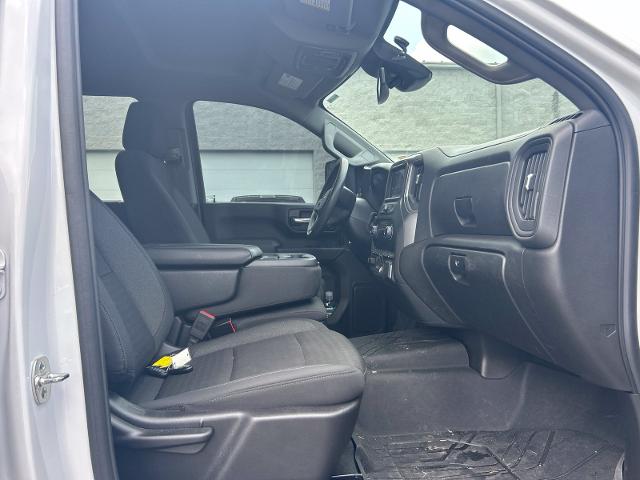 Used 2025 Summit White Chevrolet  image 26