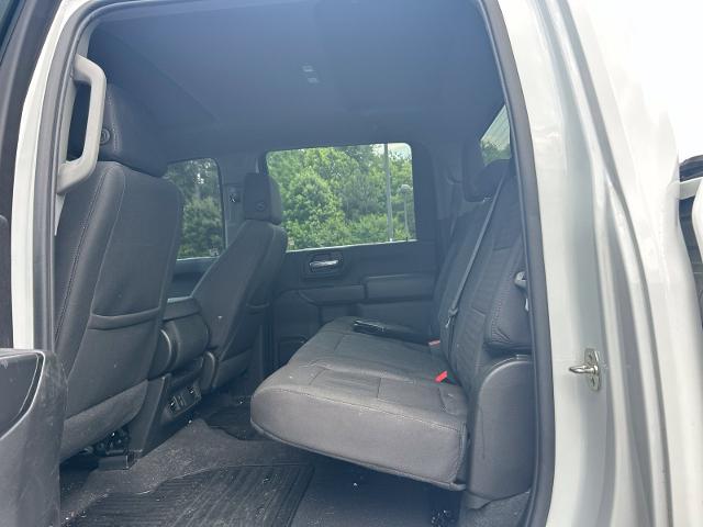 Used 2025 Summit White Chevrolet  image 7