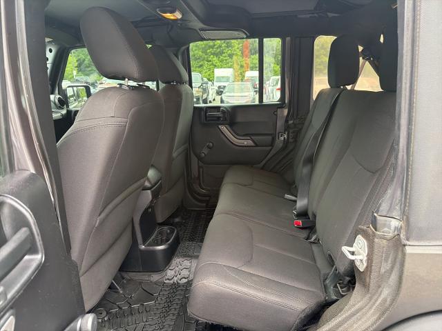 Used 2016 Granite Crystal Clearcoat Metallic Jeep  image 6
