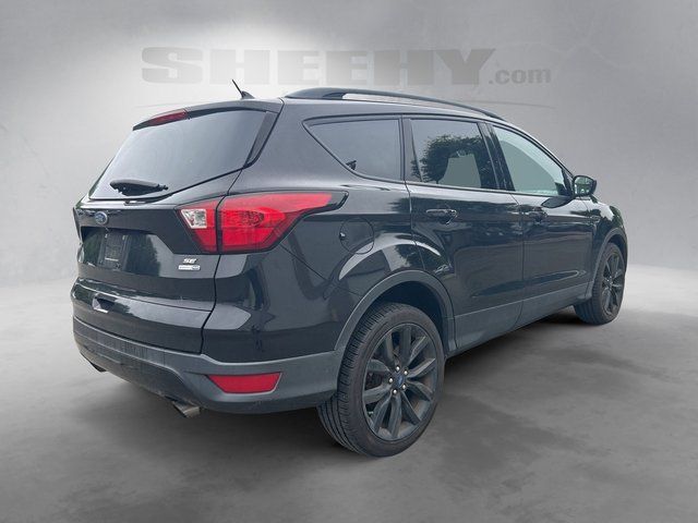 Used 2019 Black Metallic Ford  image 12