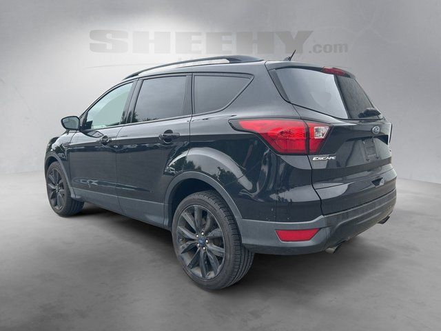 Used 2019 Black Metallic Ford  image 14