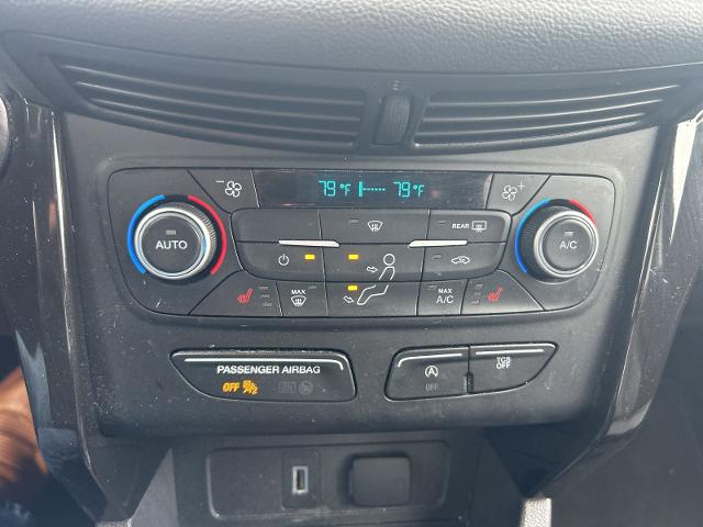 Used 2019 Black Metallic Ford  image 25