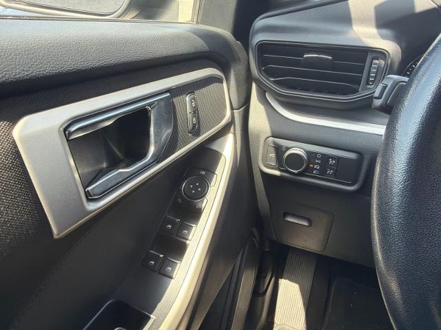 Used 2020 Black Metallic Ford  image 23