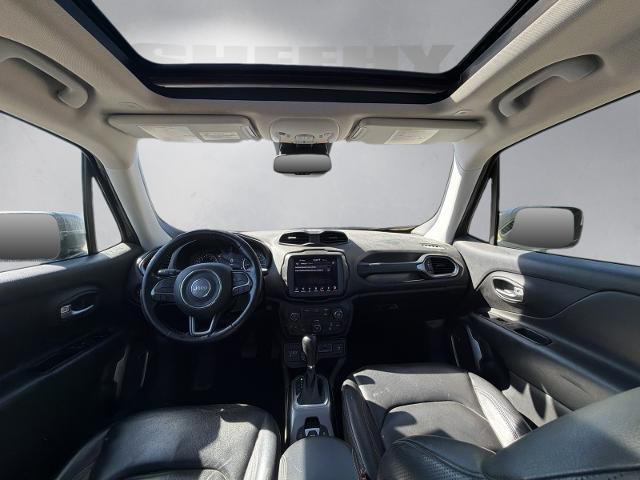 Used 2021 Crystal Metallic Jeep  image 3