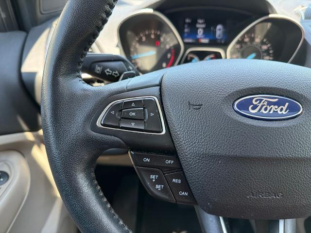 Used 2017 White Platinum Clearcoat Metallic Ford  image 20
