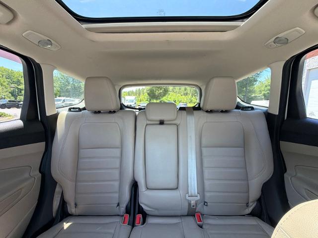 Used 2017 White Platinum Clearcoat Metallic Ford  image 31