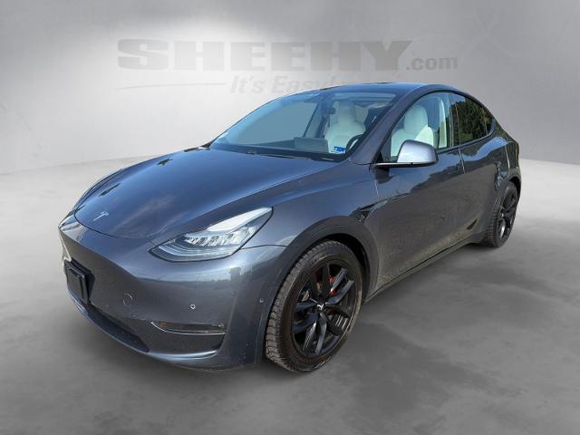 Used 2020 Midnight Silver Metallic Tesla  image 13