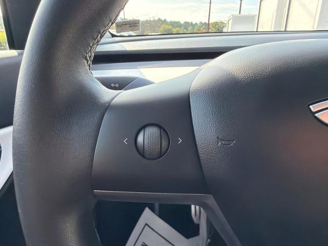 Used 2020 Midnight Silver Metallic Tesla  image 20
