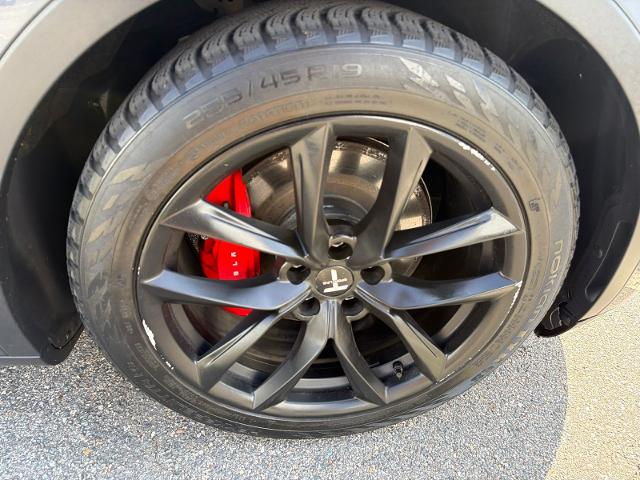 Used 2020 Midnight Silver Metallic Tesla  image 26