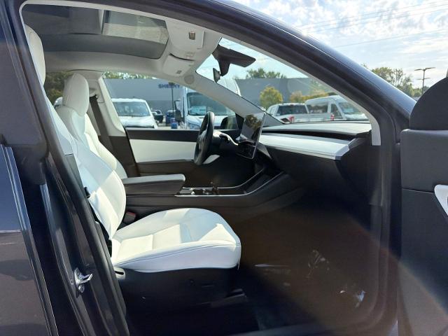 Used 2020 Midnight Silver Metallic Tesla  image 29