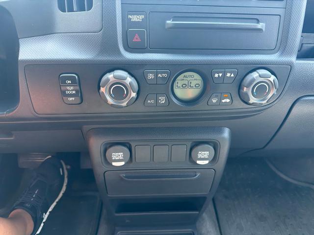 Used 2011 Gray Honda  image 12