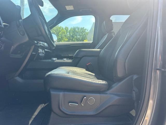 Used 2019 Magnetic Ford  image 9