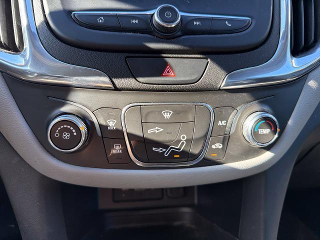 Used 2020 Summit White Chevrolet  image 10