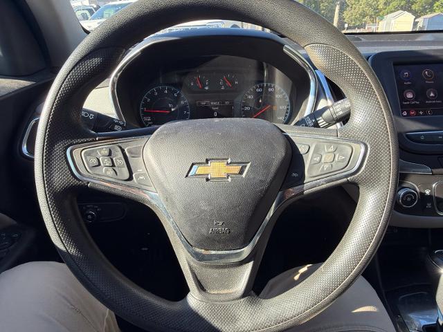 Used 2020 Summit White Chevrolet  image 16