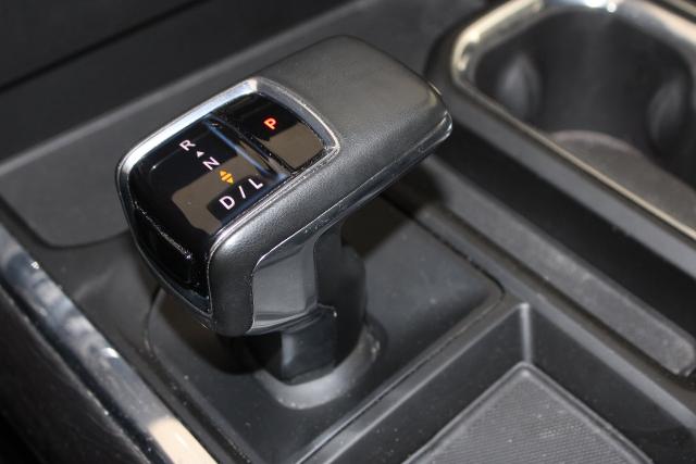 Used 2023 Summit White Chevrolet  image 23
