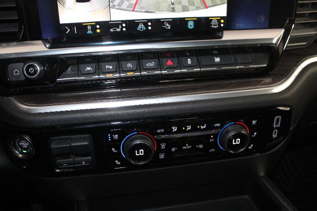 Used 2023 Summit White Chevrolet  image 25