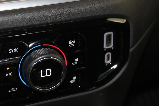 Used 2023 Summit White Chevrolet  image 26