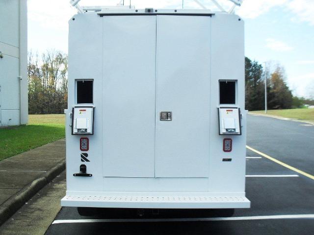 New 2025 Oxford White Ford Base image 20