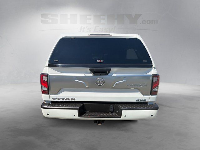Used 2023 White Nissan  image 13