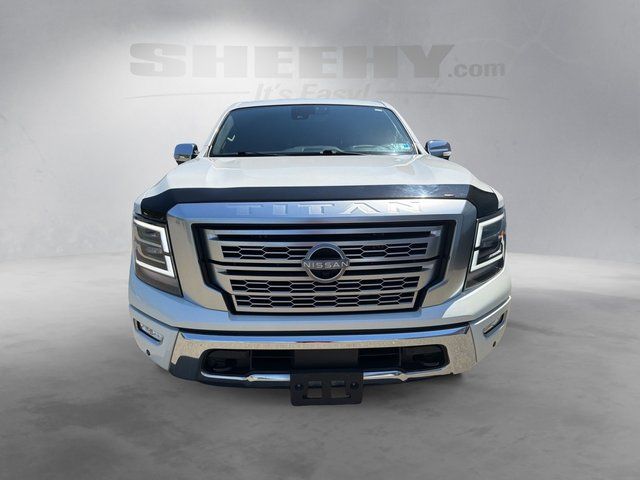 Used 2023 White Nissan  image 17