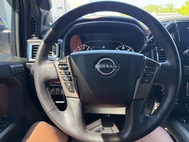 Used 2023 White Nissan  image 18