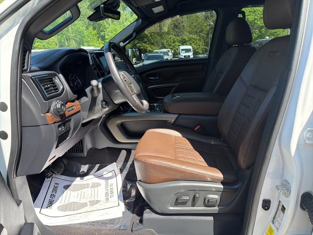Used 2023 White Nissan  image 9