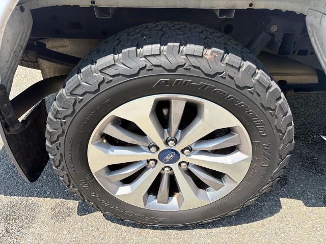 Used 2018 Oxford White Ford  image 25
