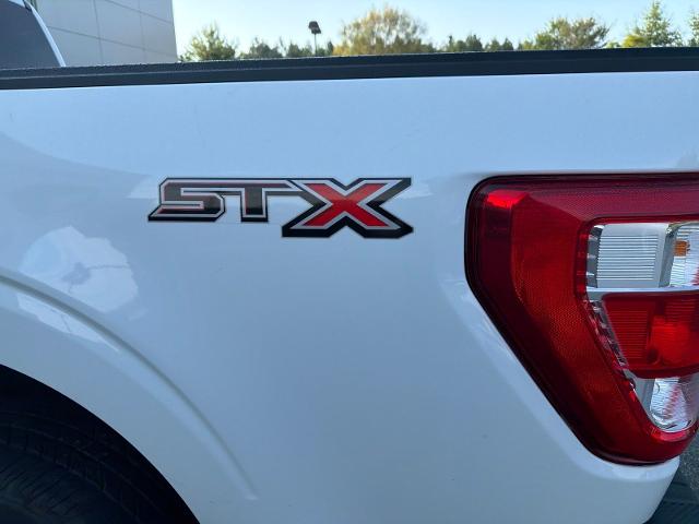 Used 2023 Oxford White Ford  image 25