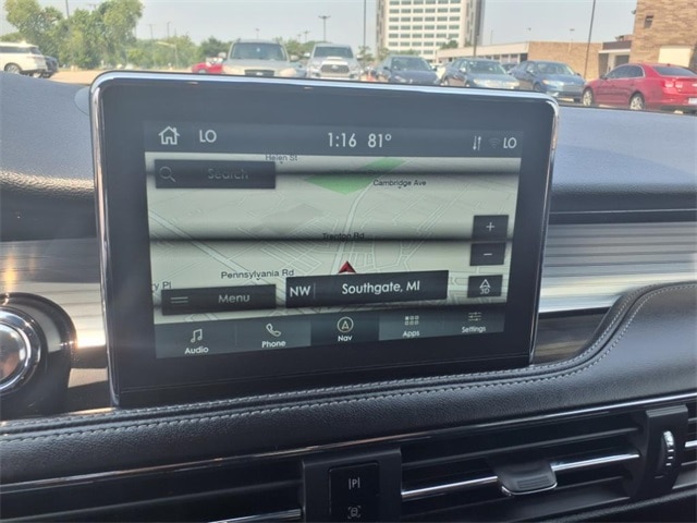 Vehicle Image 18