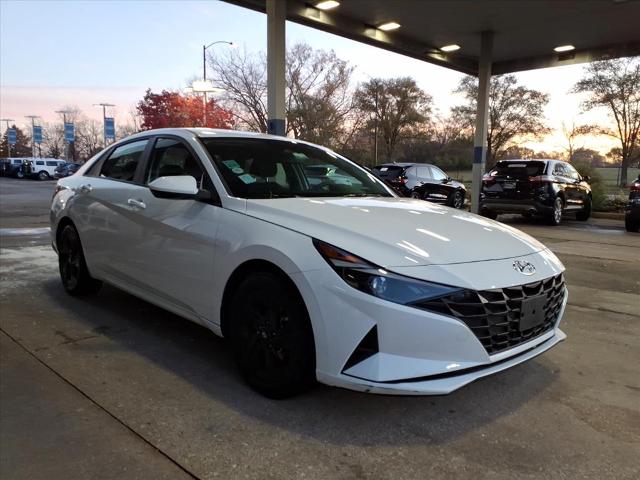 2022 Hyundai Elantra Hybrid